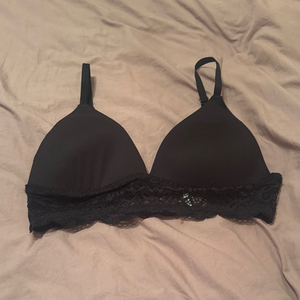 Junior’s Rose + Vine Black Lace Bralette